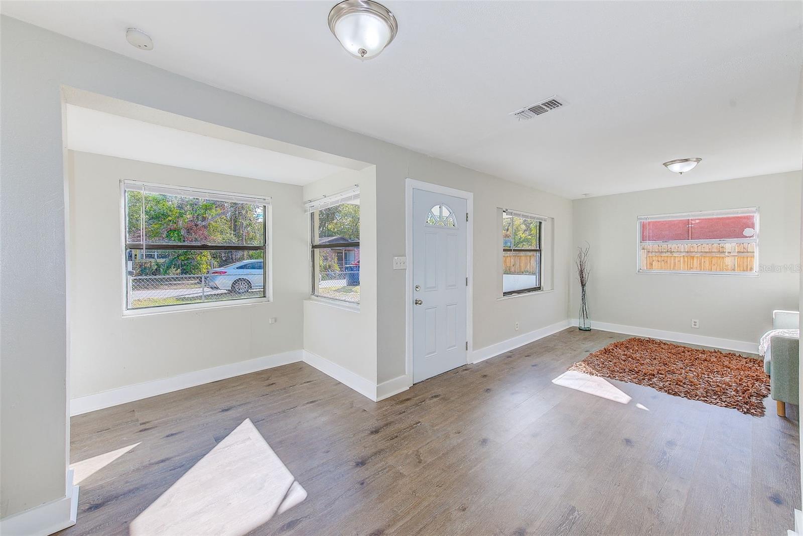 8306 N KLONDYKE ST, TAMPA, FL, 33604