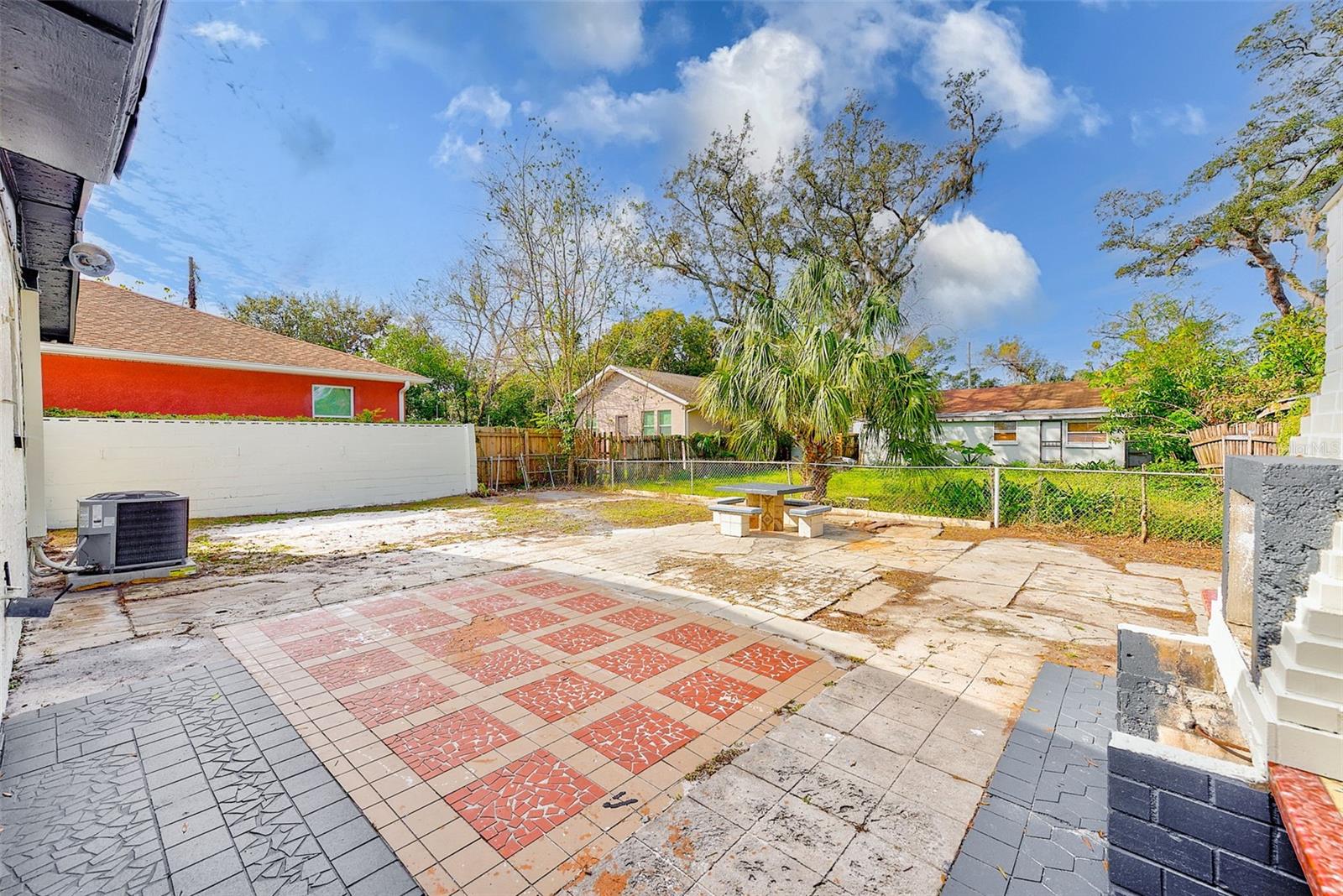 8306 N KLONDYKE ST, TAMPA, FL, 33604