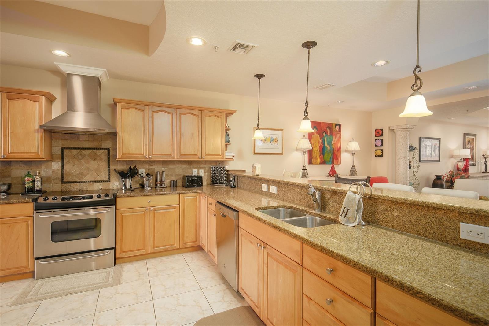 220 108TH AVE #403, TREASURE ISLAND, FL, 33706