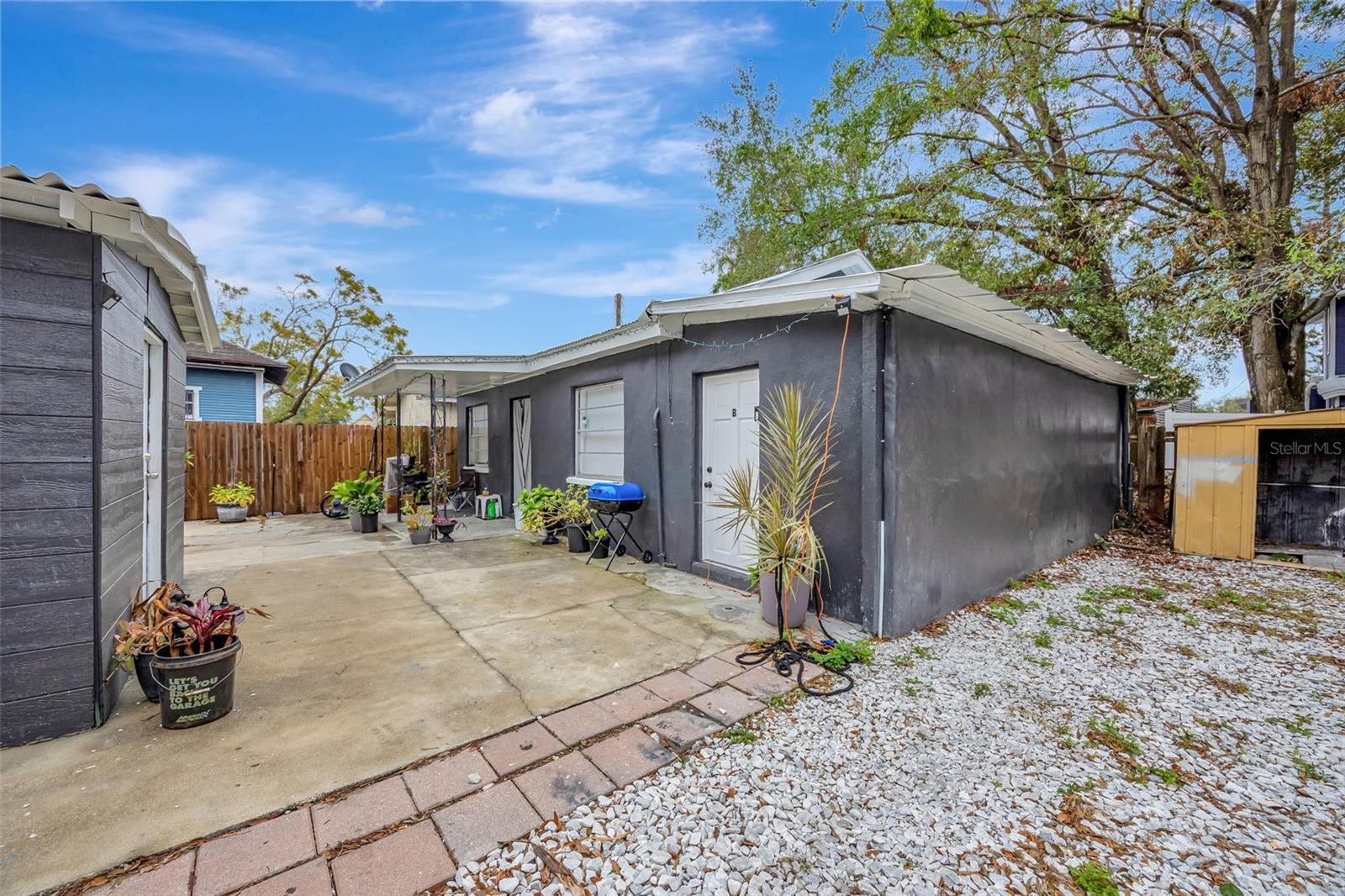 915 E 20TH AVE, TAMPA, FL, 33605