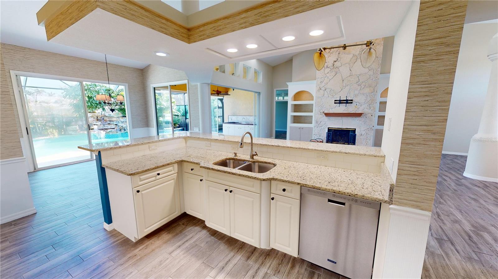 220 SHREVE ST, PUNTA GORDA, FL, 33950