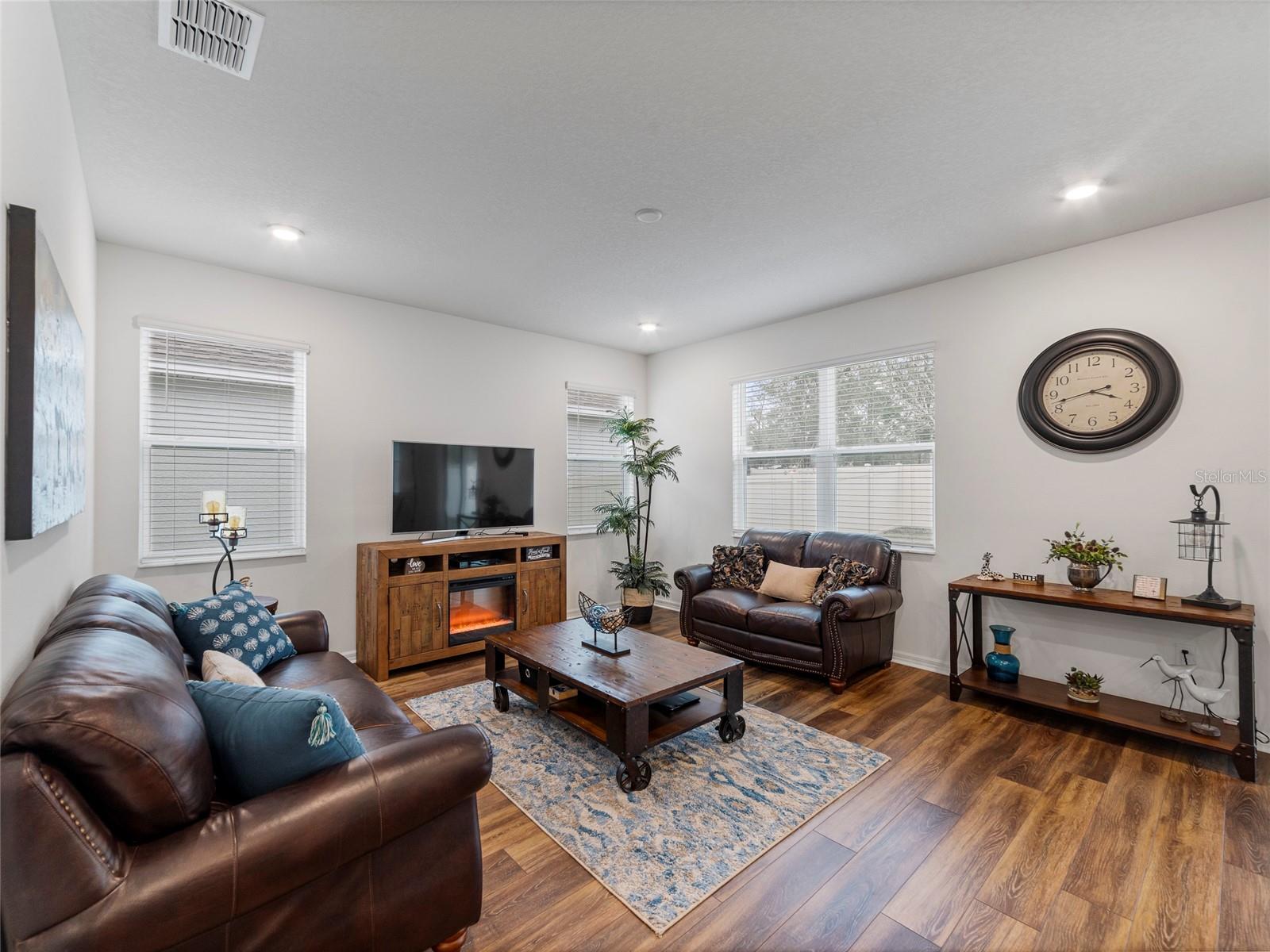 16732 MOONER PLANK CIR, WIMAUMA, FL, 33598
