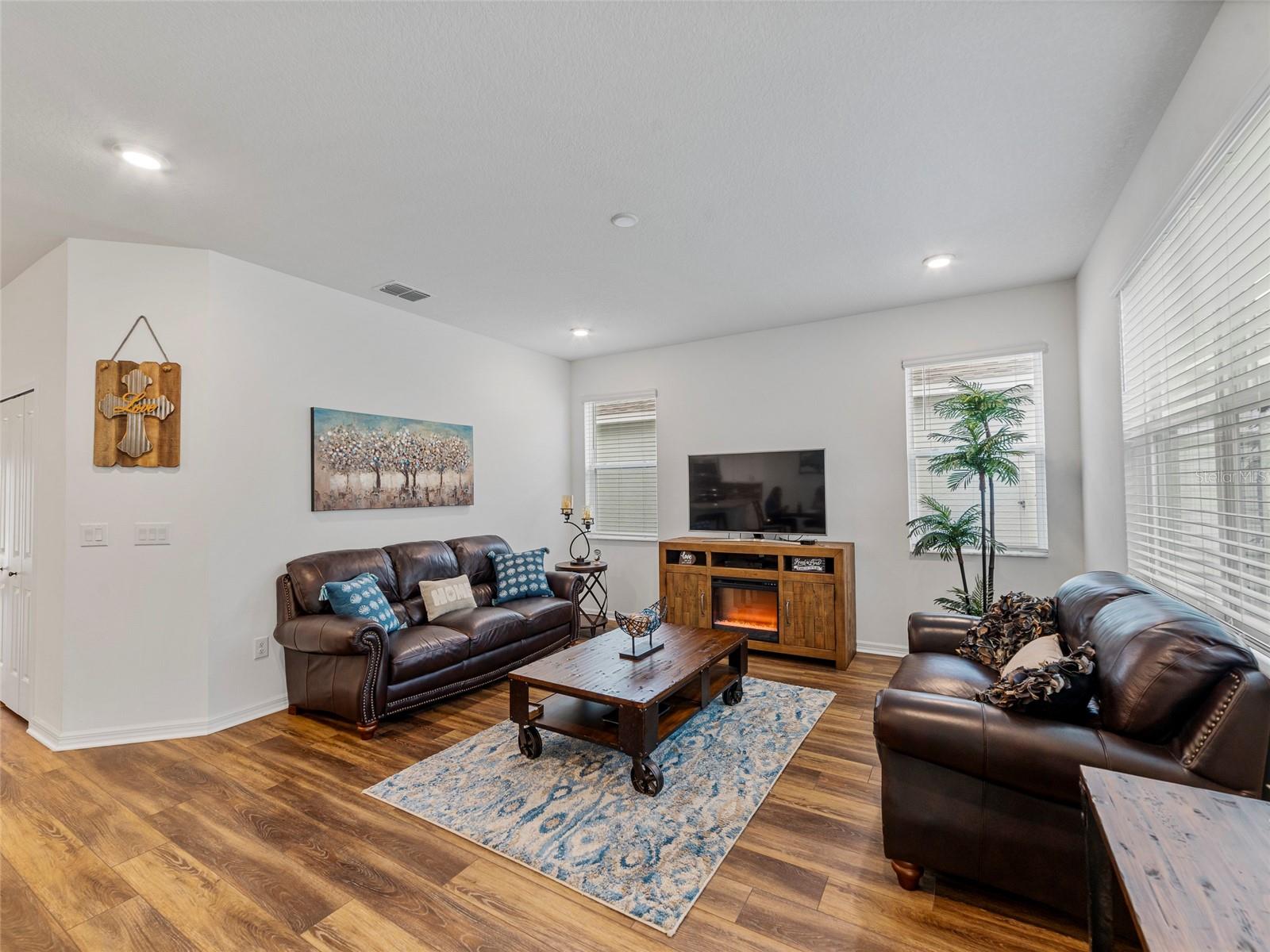 16732 MOONER PLANK CIR, WIMAUMA, FL, 33598