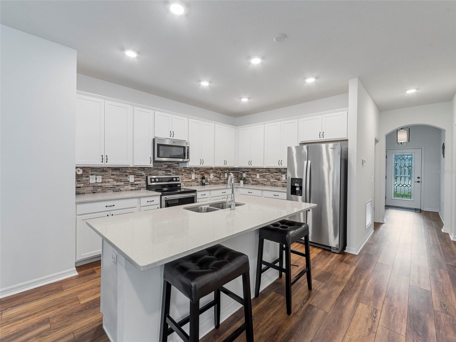16732 MOONER PLANK CIR, WIMAUMA, FL, 33598