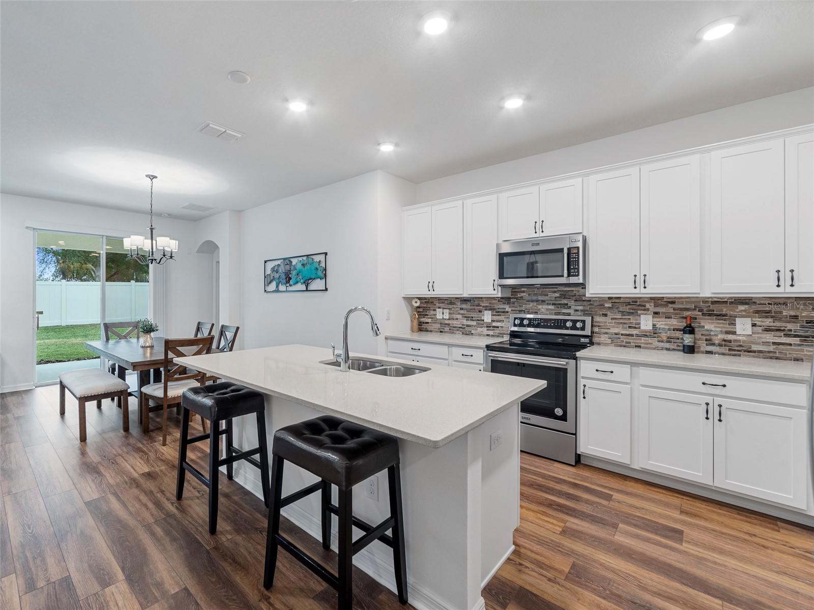 16732 MOONER PLANK CIR, WIMAUMA, FL, 33598