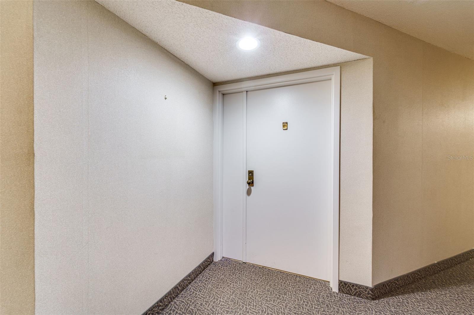 690 ISLAND WAY #802, CLEARWATER BEACH, FL, 33767