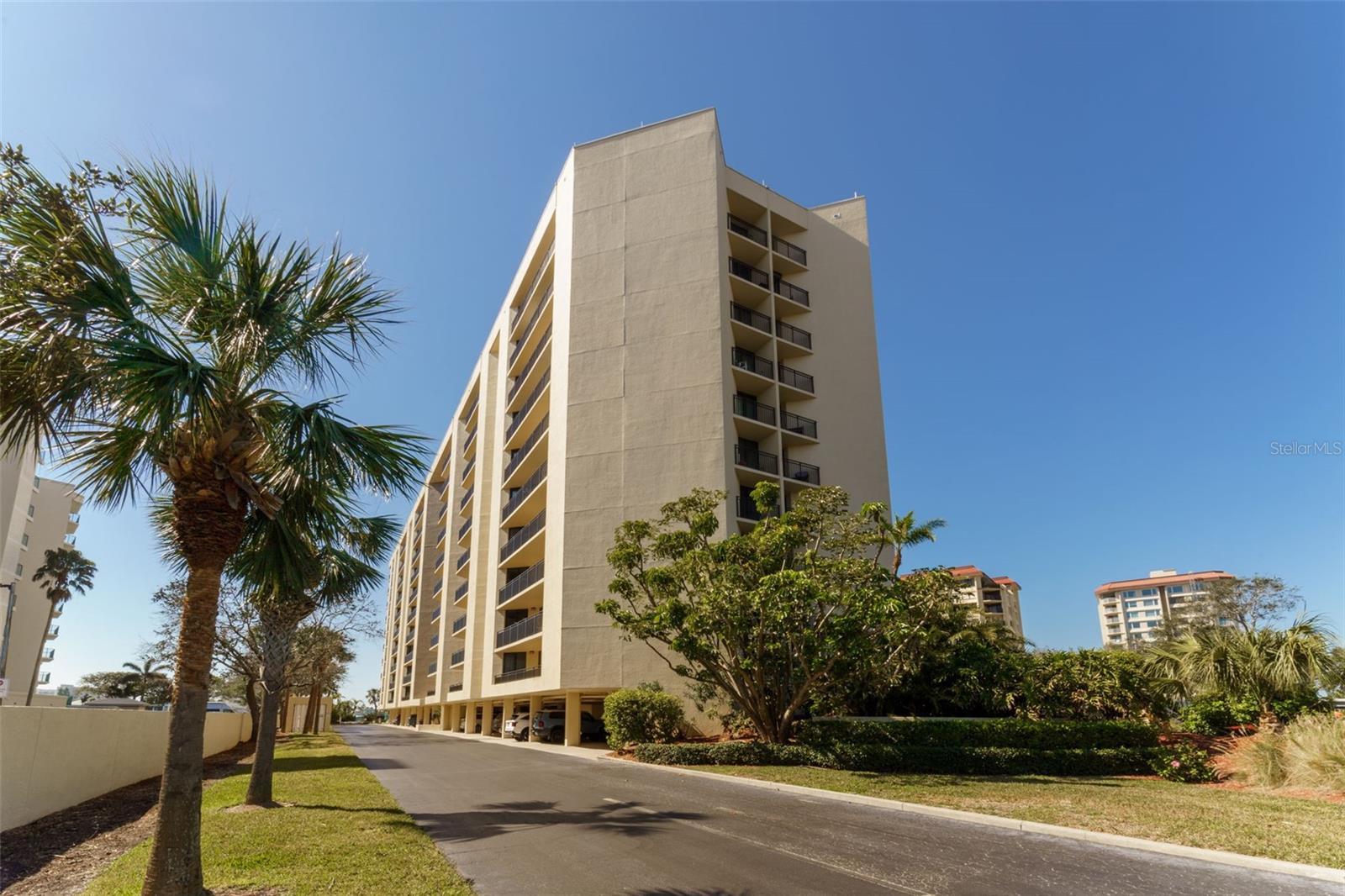 690 ISLAND WAY #802, CLEARWATER BEACH, FL, 33767