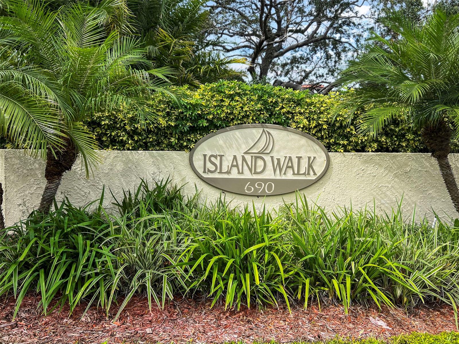 690 ISLAND WAY #802, CLEARWATER BEACH, FL, 33767