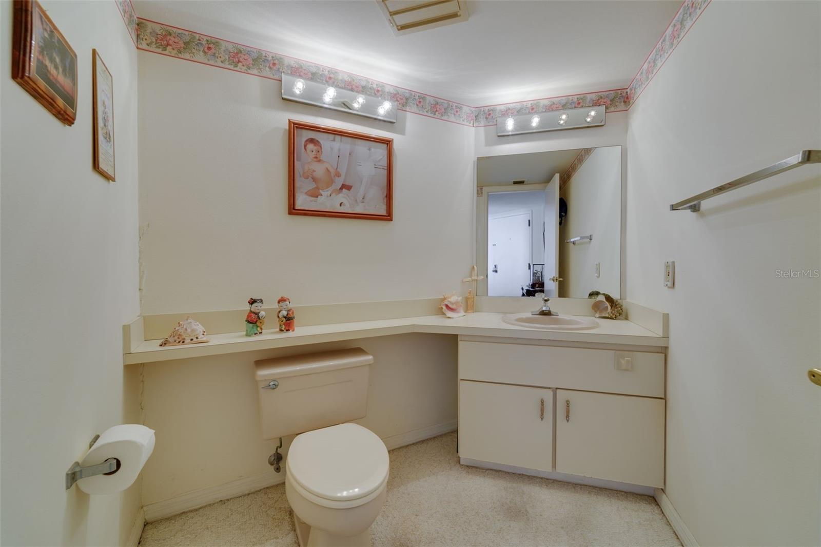 690 ISLAND WAY #802, CLEARWATER BEACH, FL, 33767