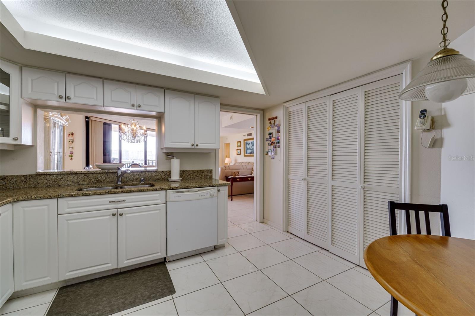 690 ISLAND WAY #802, CLEARWATER BEACH, FL, 33767