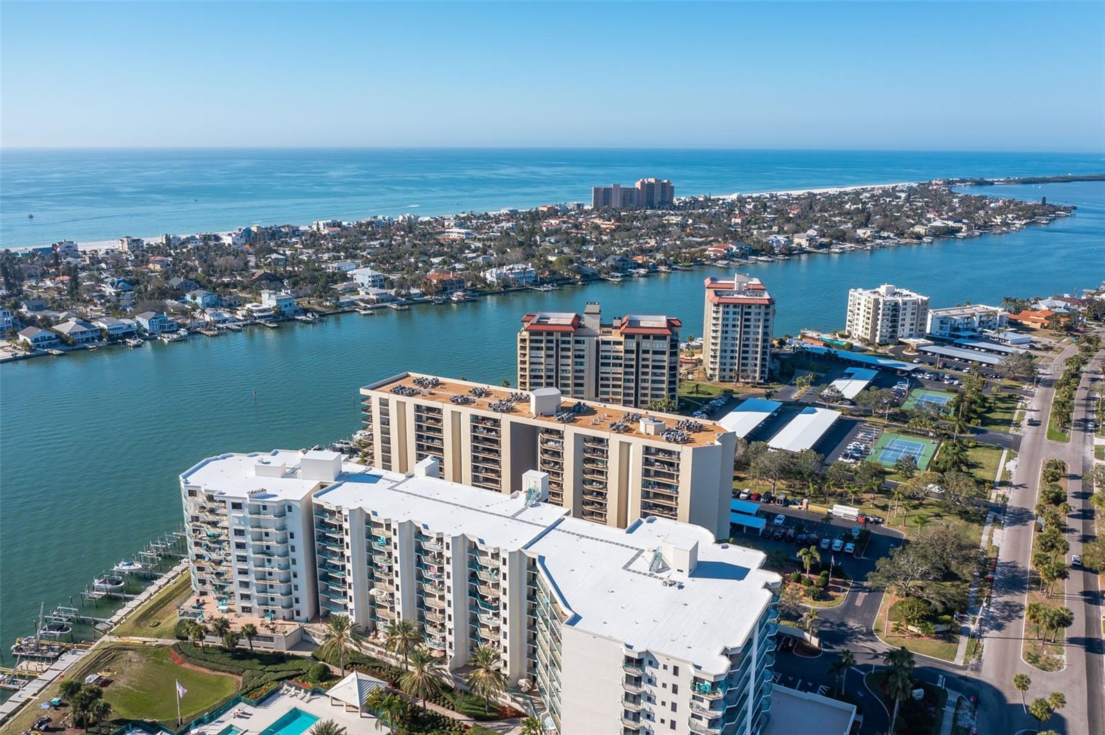 690 ISLAND WAY #802, CLEARWATER BEACH, FL, 33767