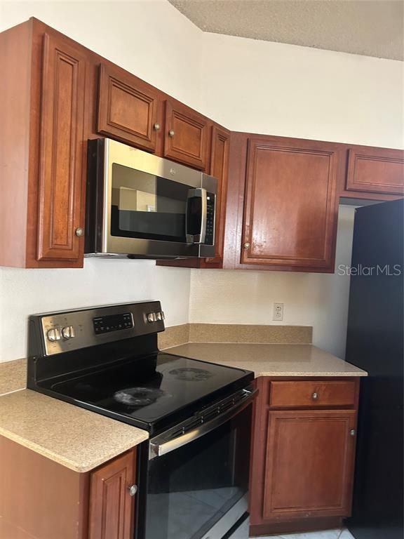 212 ABBOTSBURY DR, KISSIMMEE, FL, 34758