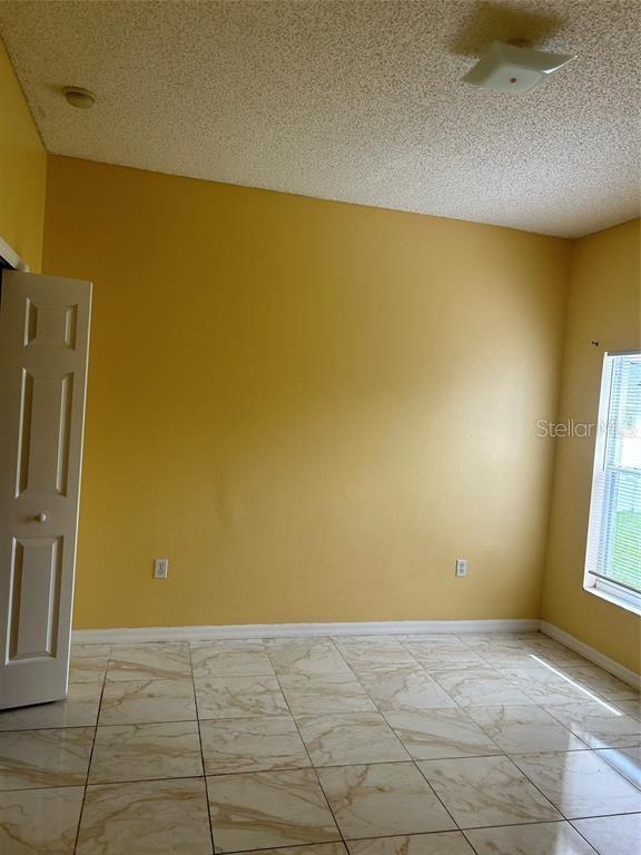212 ABBOTSBURY DR, KISSIMMEE, FL, 34758
