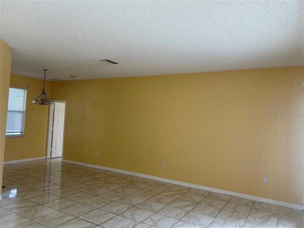 212 ABBOTSBURY DR, KISSIMMEE, FL, 34758