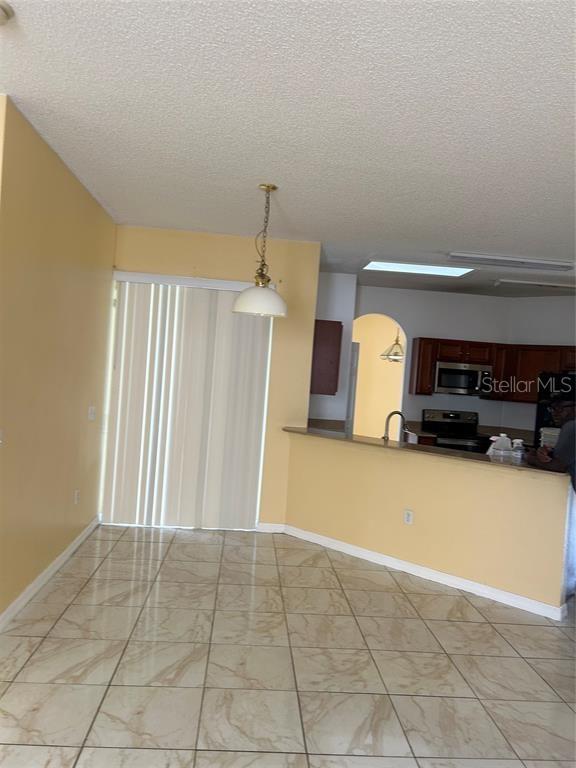 212 ABBOTSBURY DR, KISSIMMEE, FL, 34758