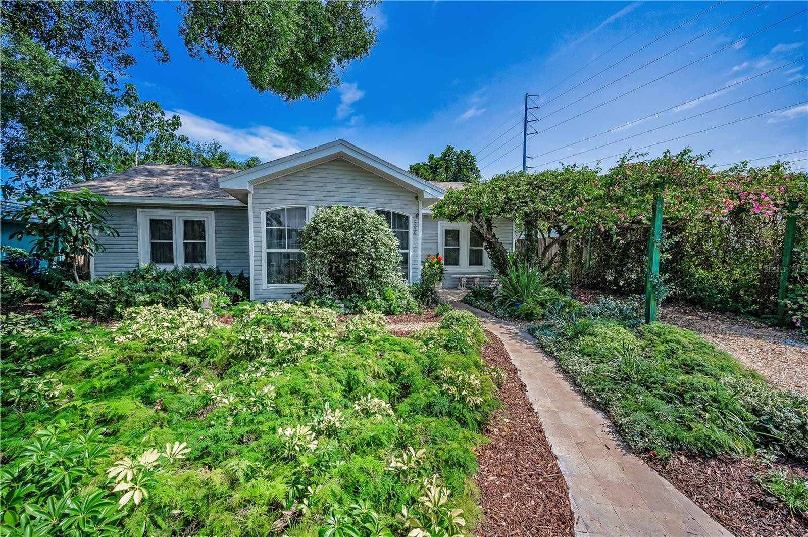 546 ORANGEWOOD DR, DUNEDIN, FL, 34698