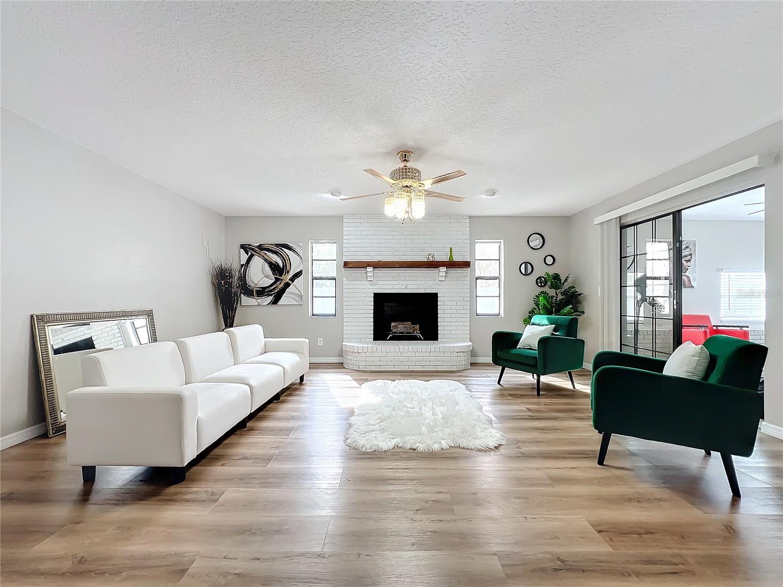 1805 JEFFERSON DR, MOUNT DORA, FL, 32757