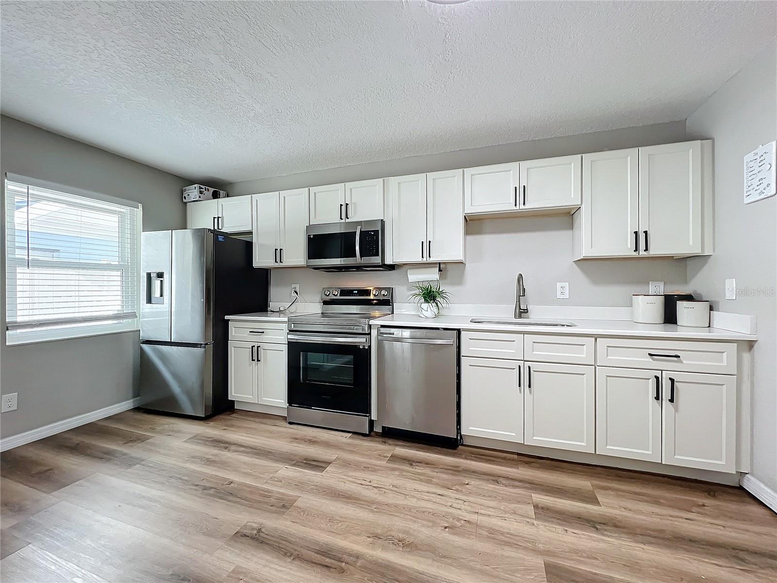 1805 JEFFERSON DR, MOUNT DORA, FL, 32757