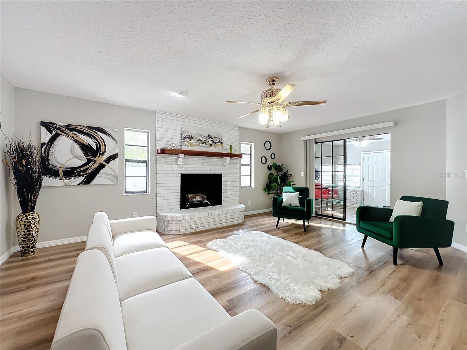1805 JEFFERSON DR, MOUNT DORA, FL, 32757
