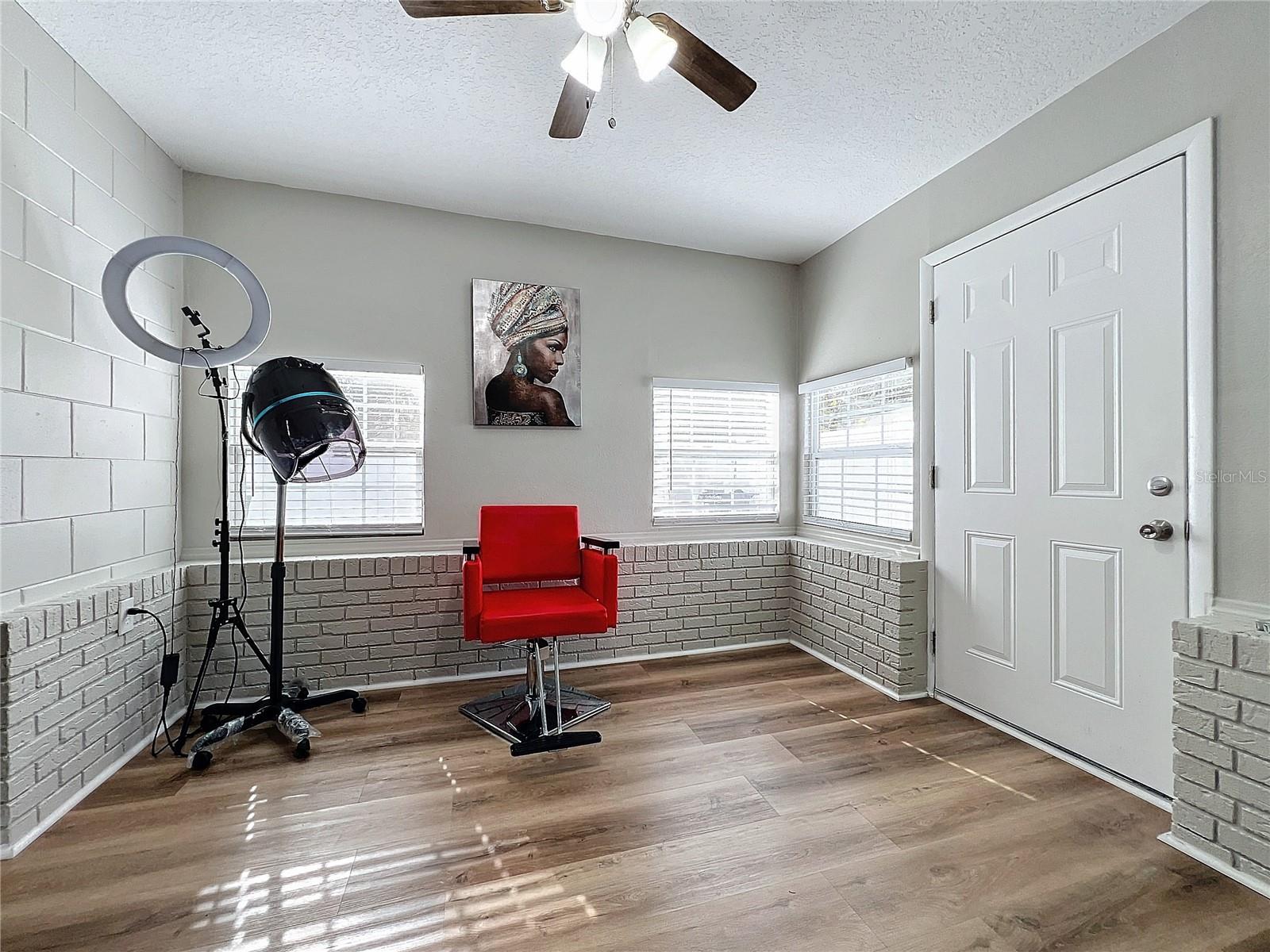 1805 JEFFERSON DR, MOUNT DORA, FL, 32757
