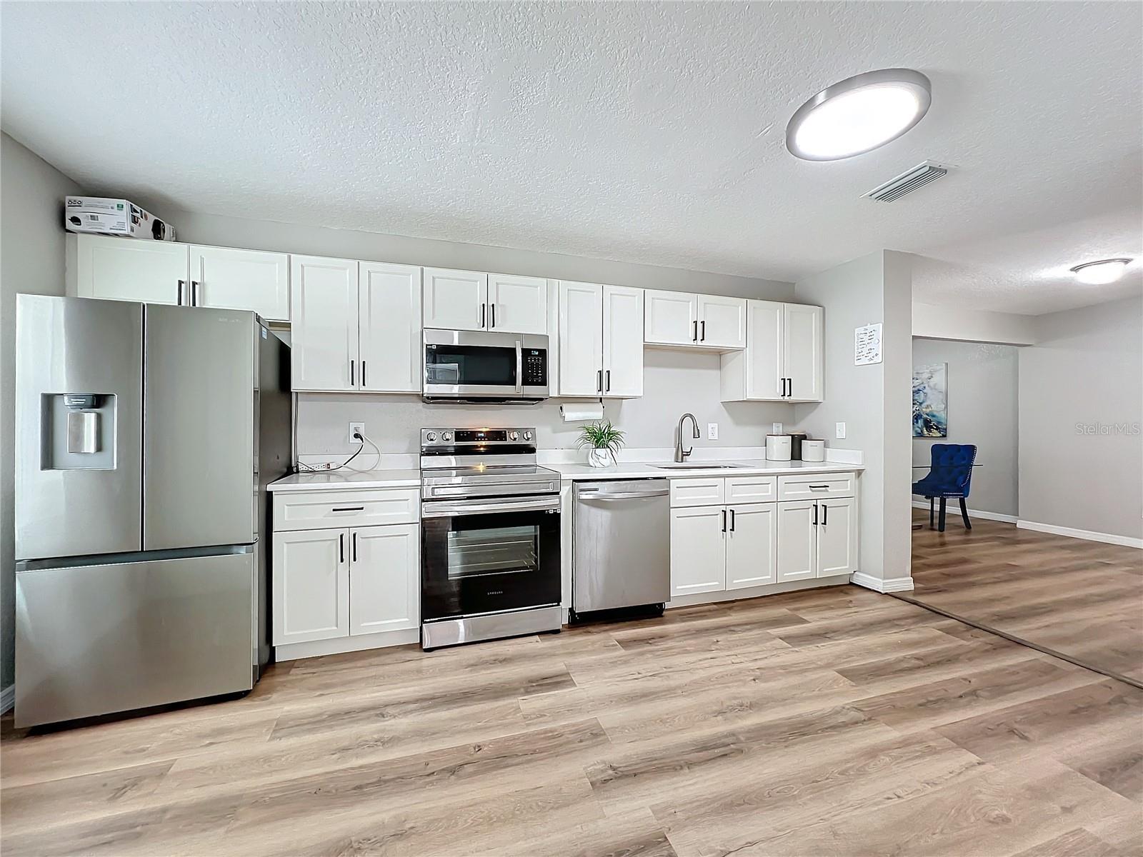 1805 JEFFERSON DR, MOUNT DORA, FL, 32757