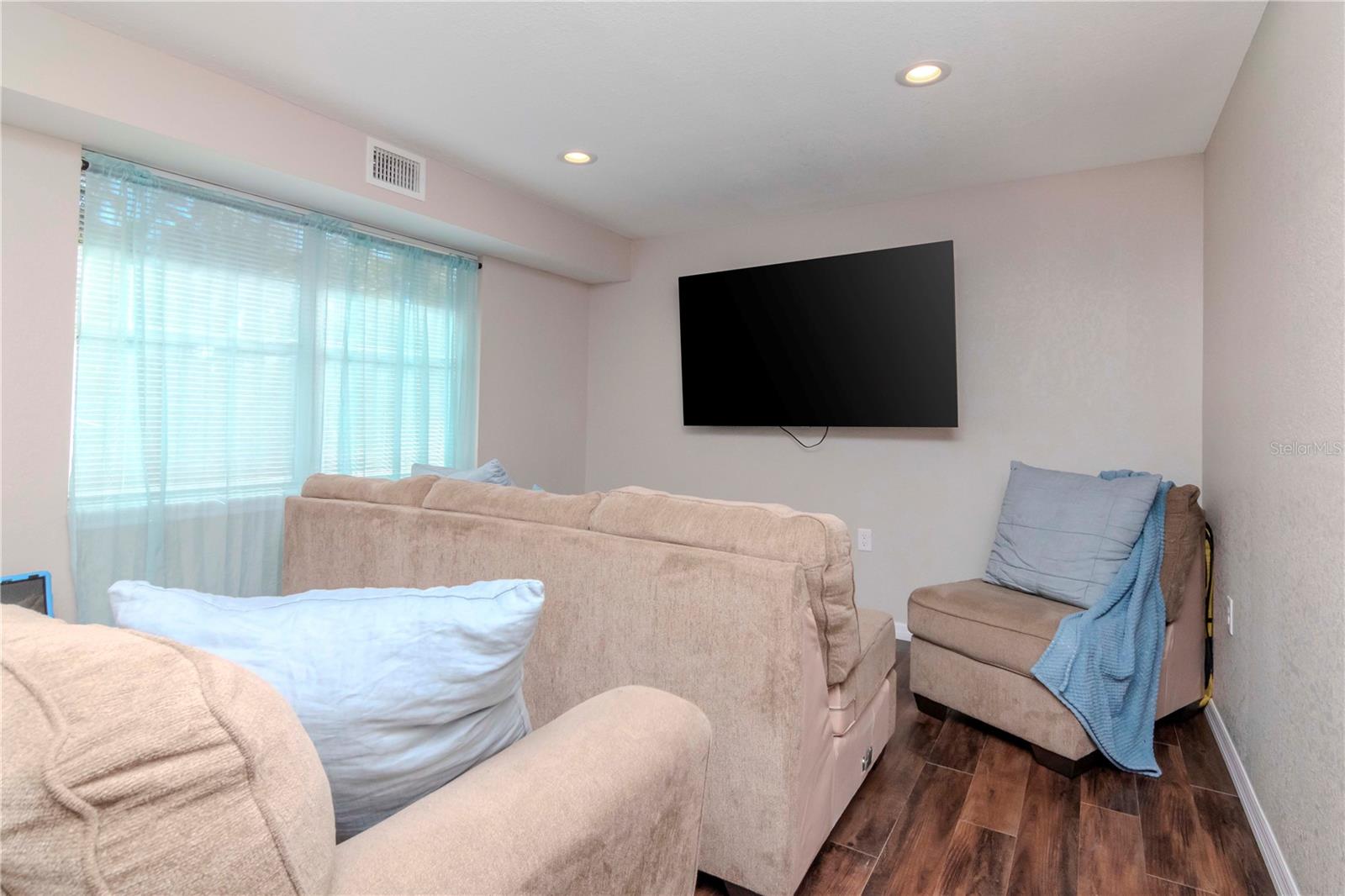 38214 JENDRAL AVE, ZEPHYRHILLS, FL, 33542