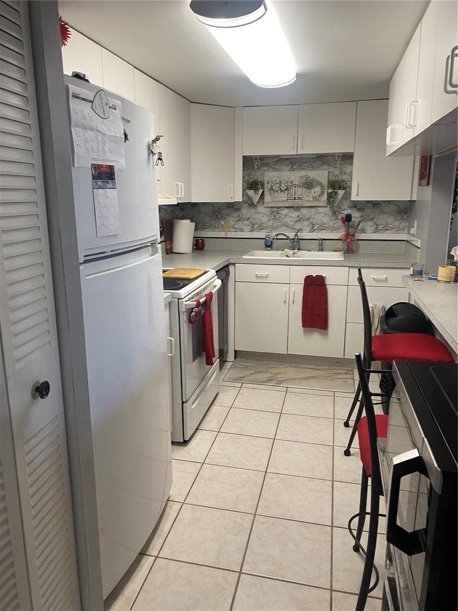 7701 STARKEY RD #306, SEMINOLE, FL, 33777