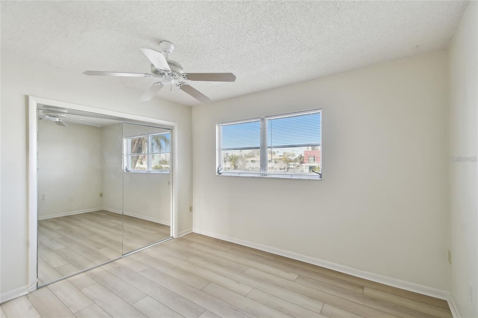 380 137TH AVENUE CIR, MADEIRA BEACH, FL, 33708