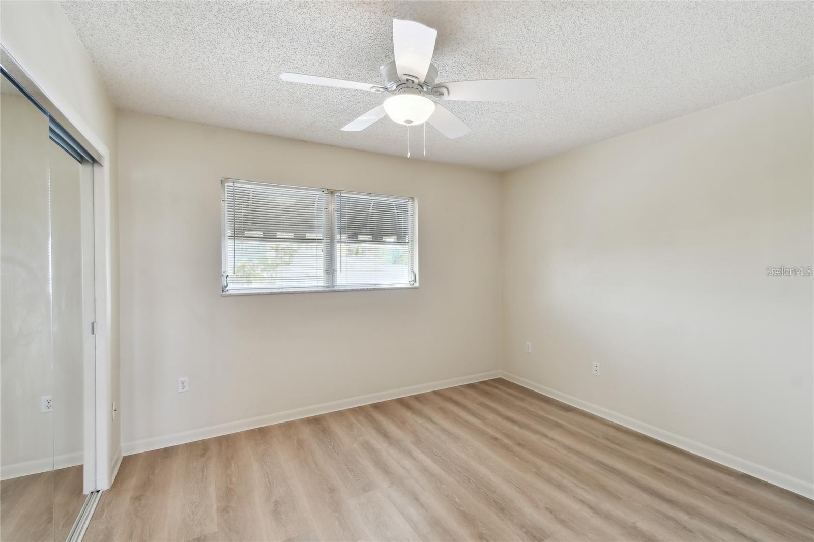 380 137TH AVENUE CIR, MADEIRA BEACH, FL, 33708
