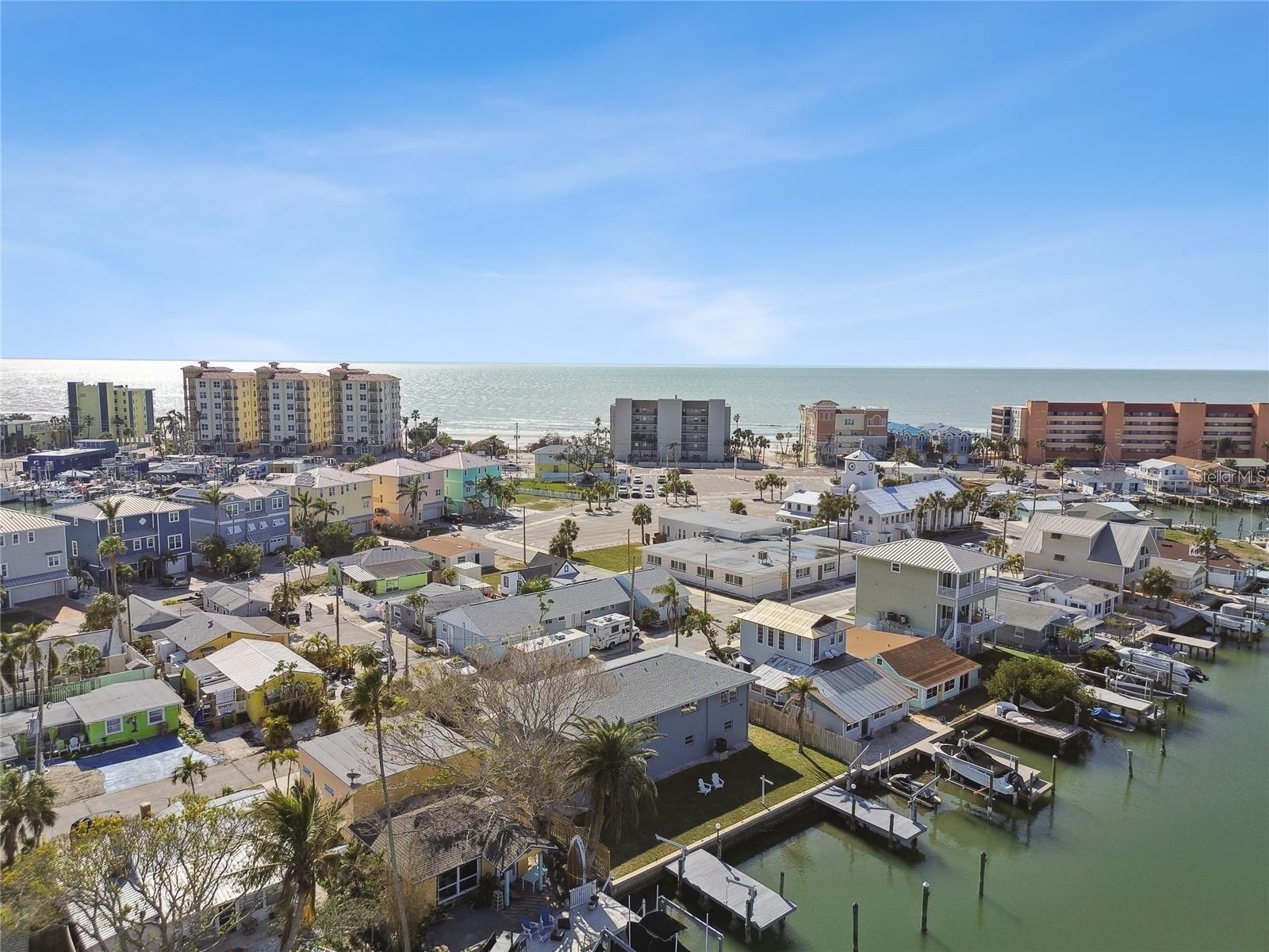 380 137TH AVENUE CIR, MADEIRA BEACH, FL, 33708