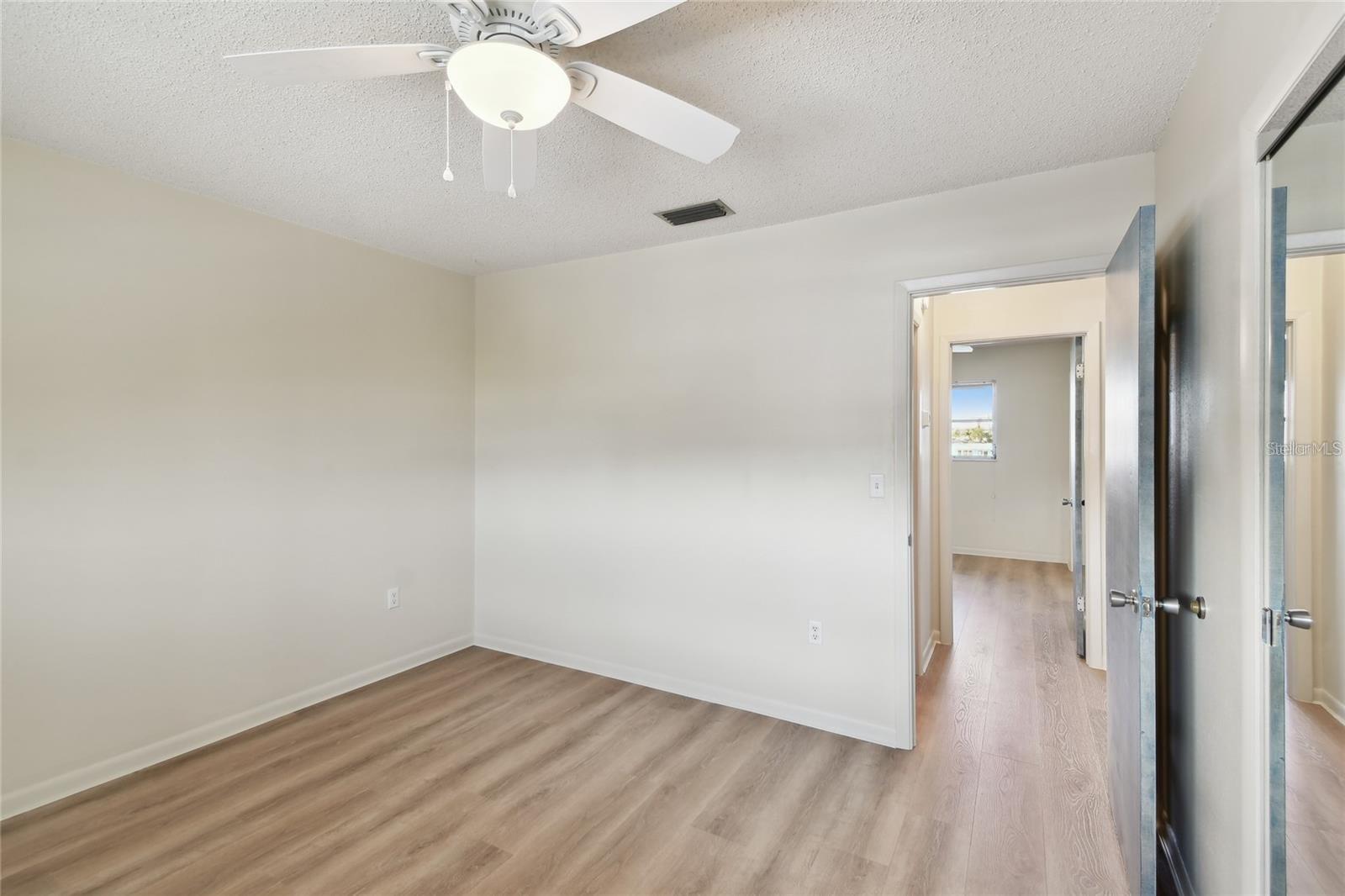 380 137TH AVENUE CIR, MADEIRA BEACH, FL, 33708