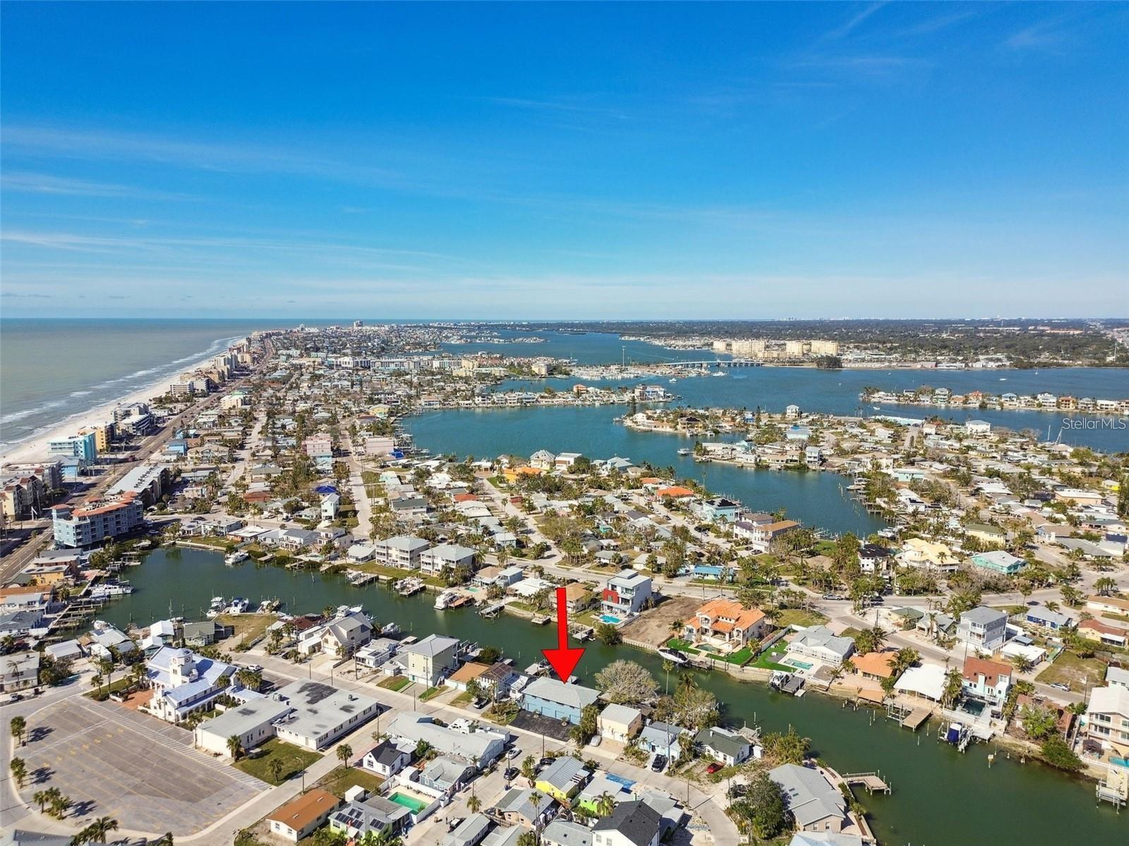 380 137TH AVENUE CIR, MADEIRA BEACH, FL, 33708