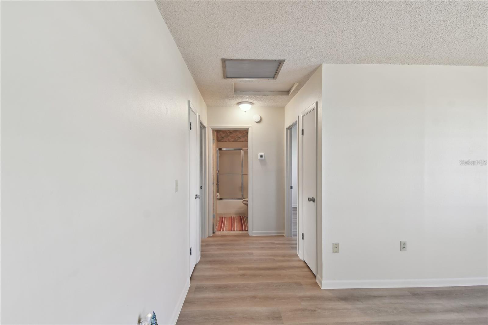 380 137TH AVENUE CIR, MADEIRA BEACH, FL, 33708