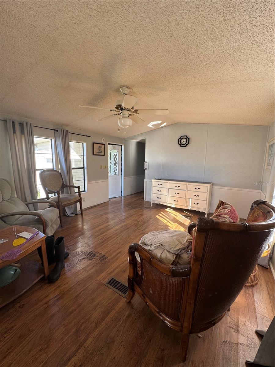 134 LAZY LAGOON DR, PUNTA GORDA, FL, 33982