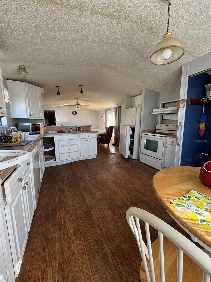 134 LAZY LAGOON DR, PUNTA GORDA, FL, 33982
