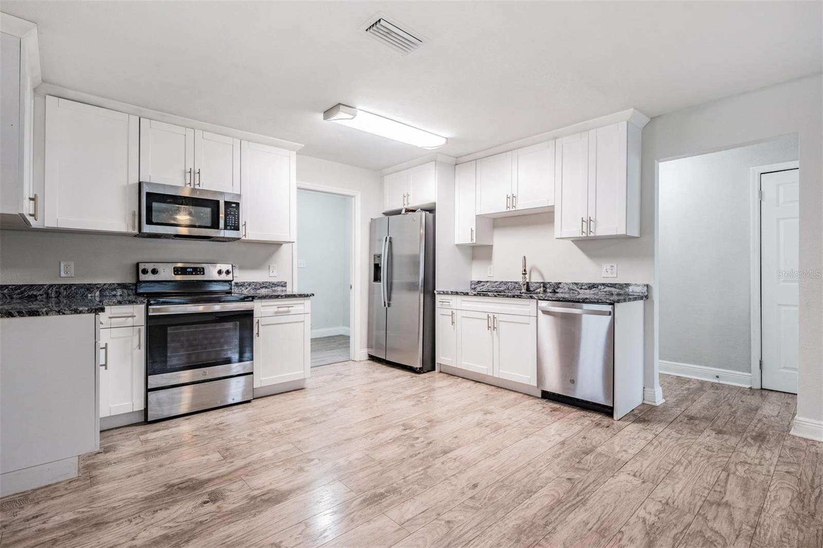 3409 E COMANCHE AVE, TAMPA, FL, 33610