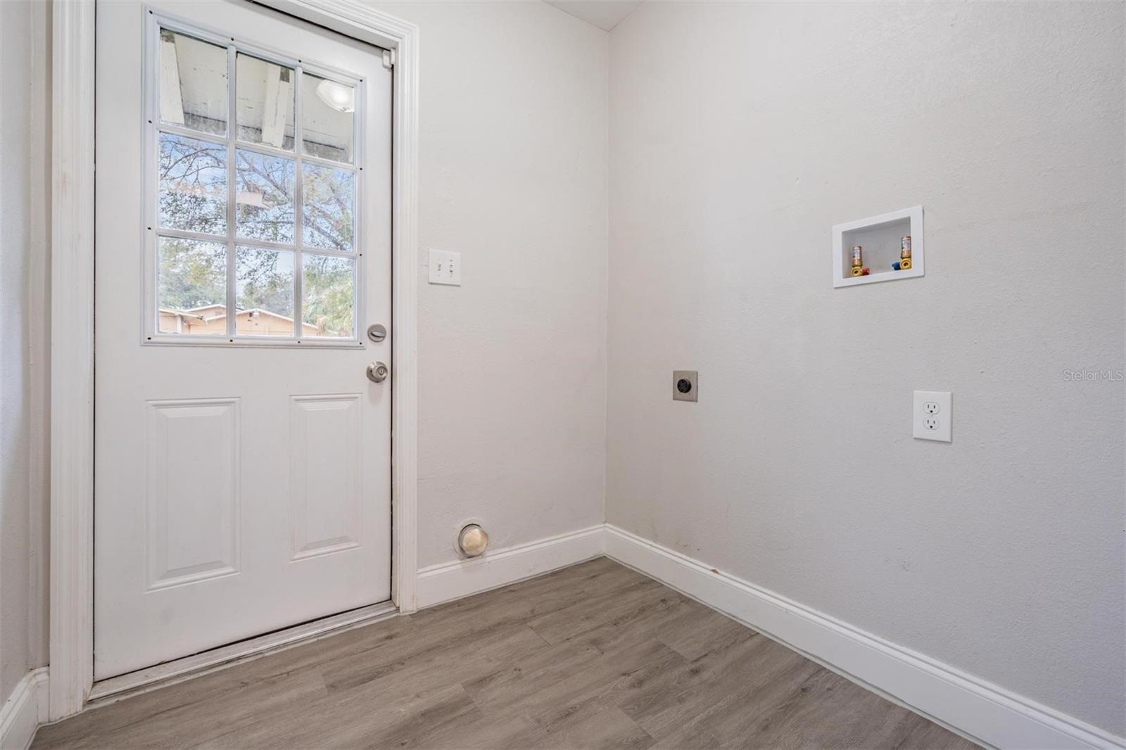 3409 E COMANCHE AVE, TAMPA, FL, 33610