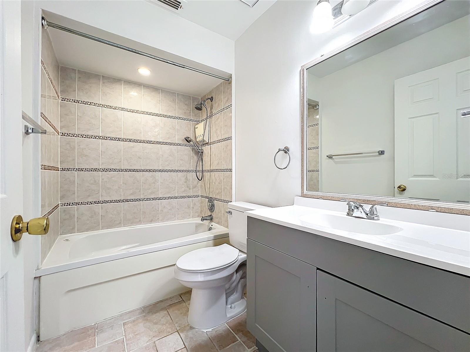 5381 VINELAND RD #S, ORLANDO, FL, 32811