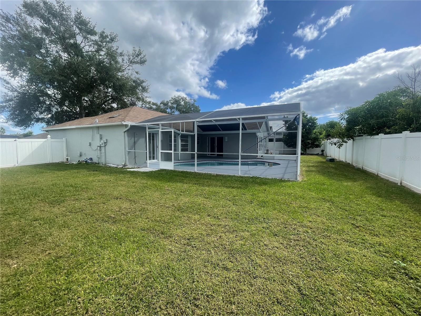 2335 QUEENSWOOD CIR, KISSIMMEE, FL, 34743
