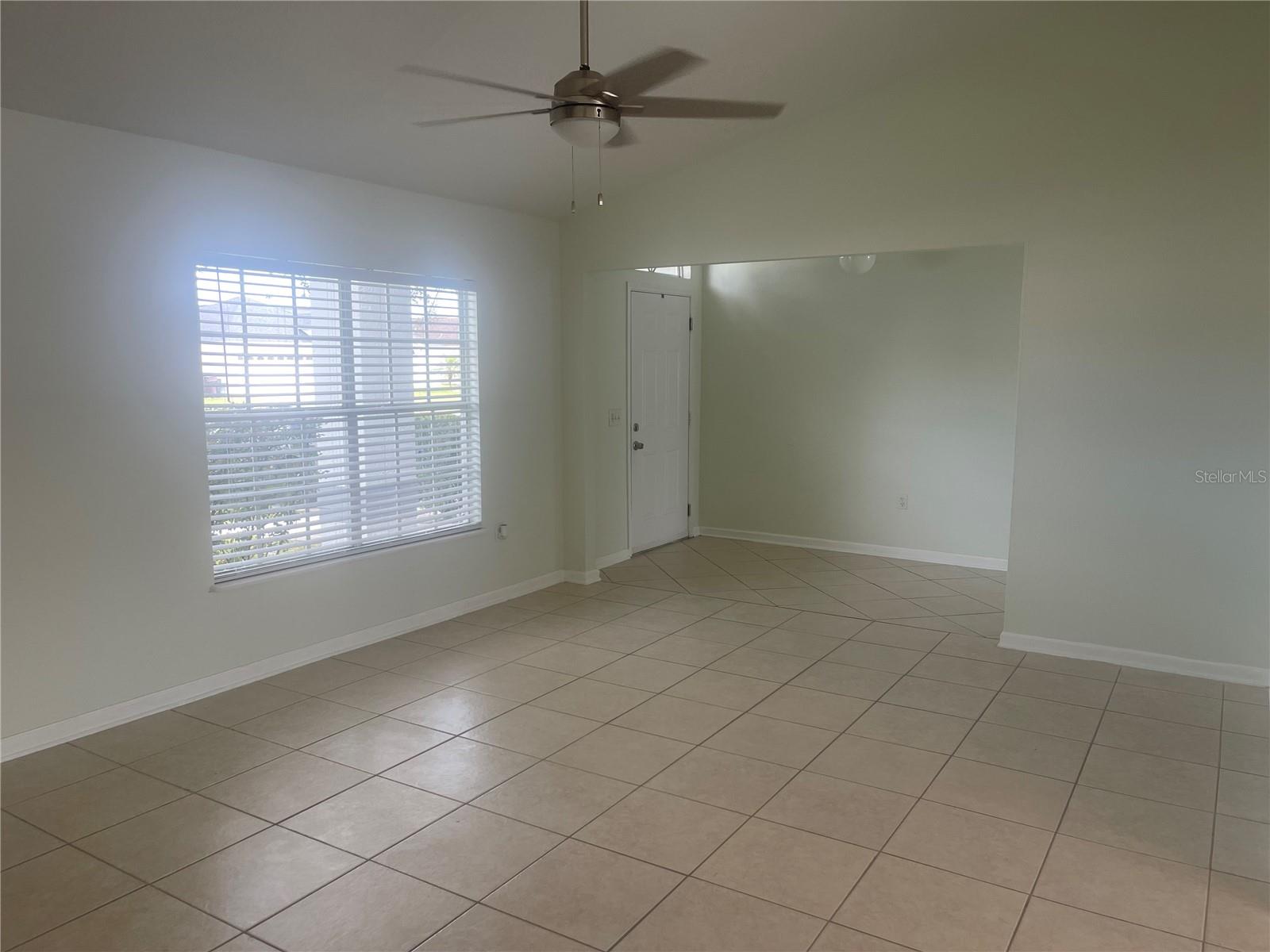 2335 QUEENSWOOD CIR, KISSIMMEE, FL, 34743
