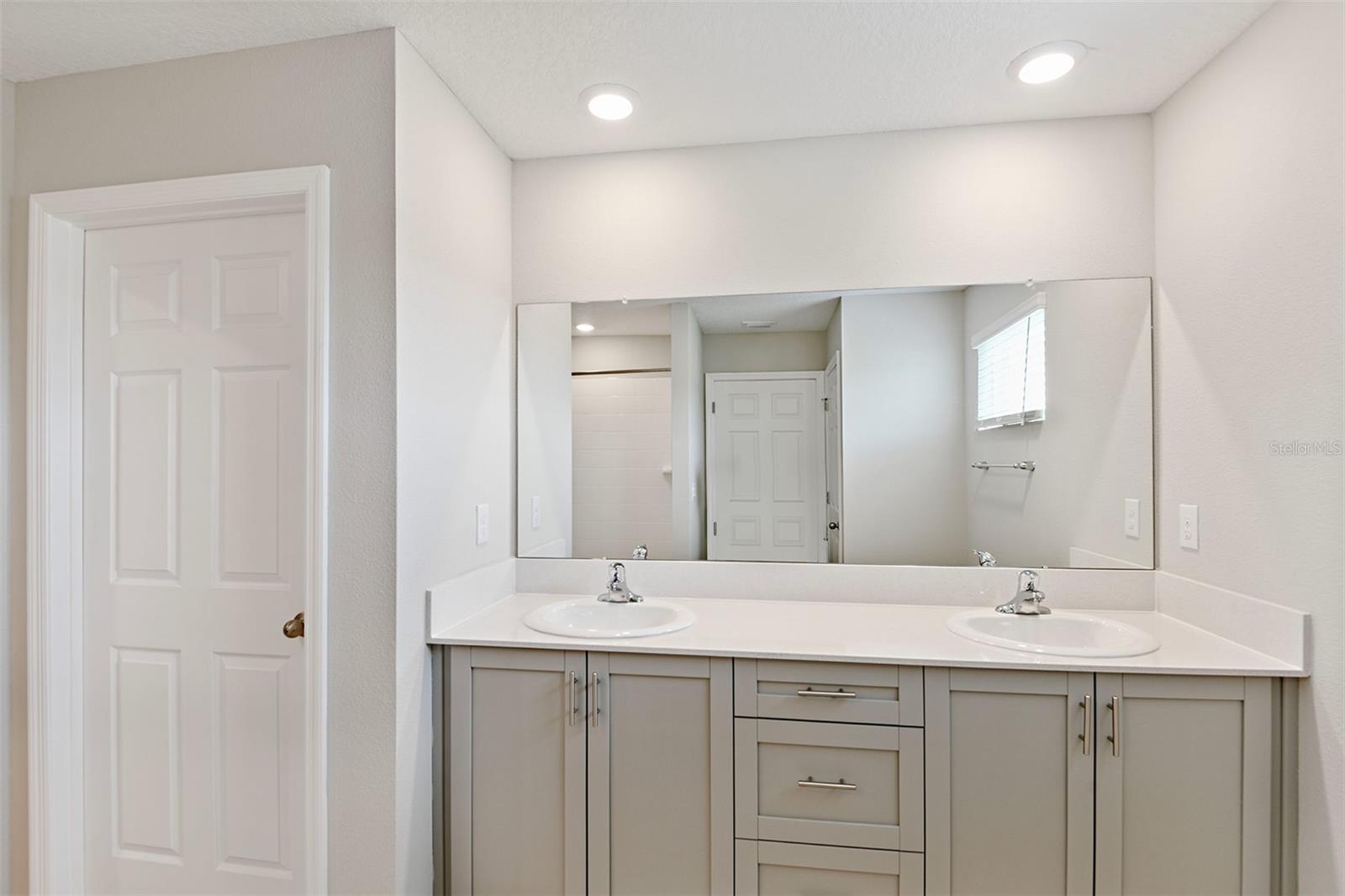 2208 CANYON OAK DR, DAVENPORT, FL, 33837