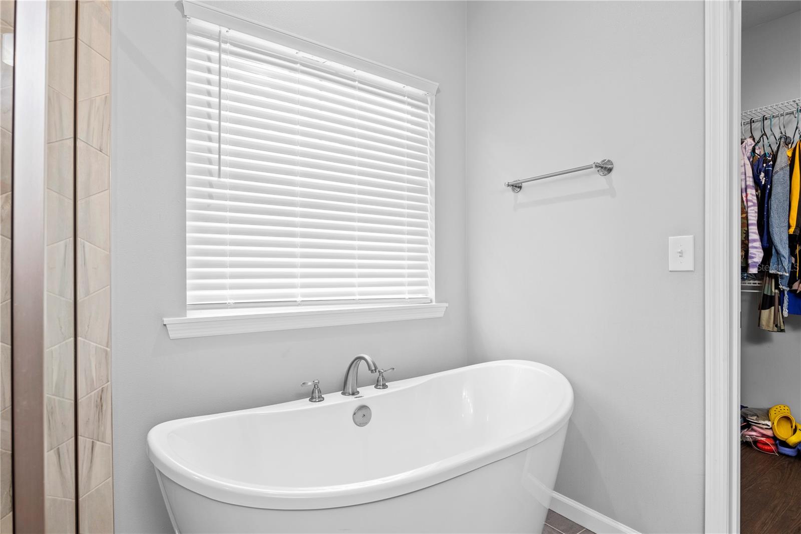 576 SW KIRBY AVE, LAKE CITY, FL, 32024