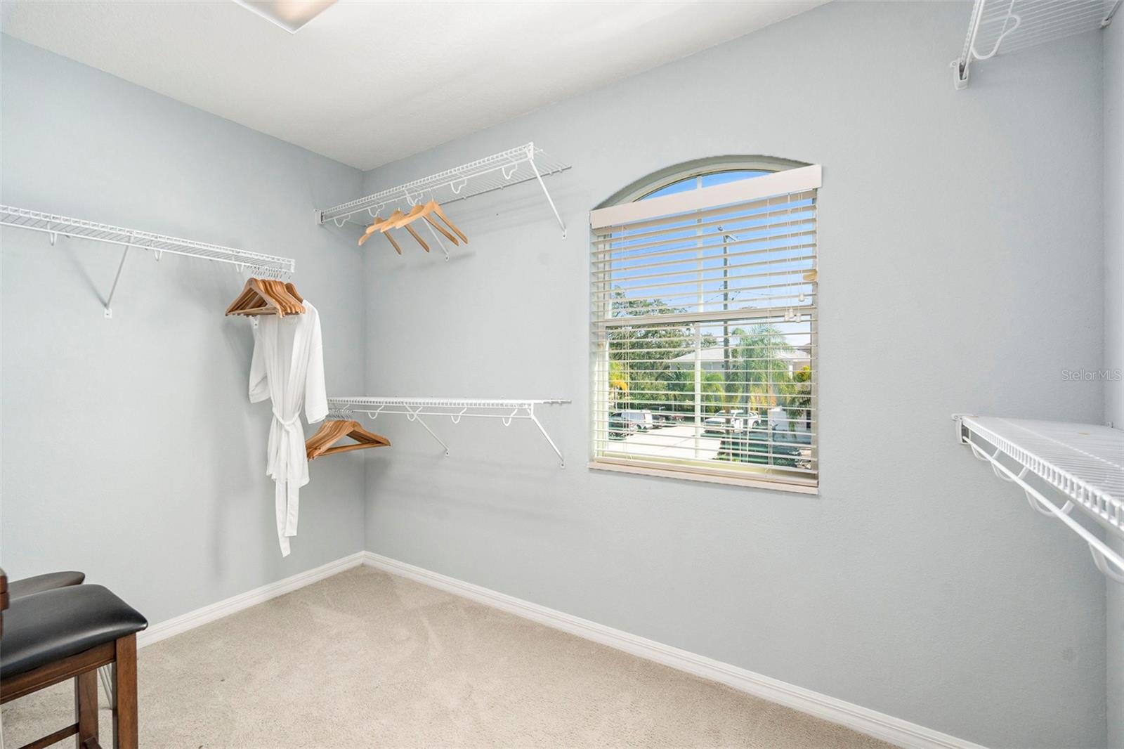 5701 S MACDILL AVE, TAMPA, FL, 33611