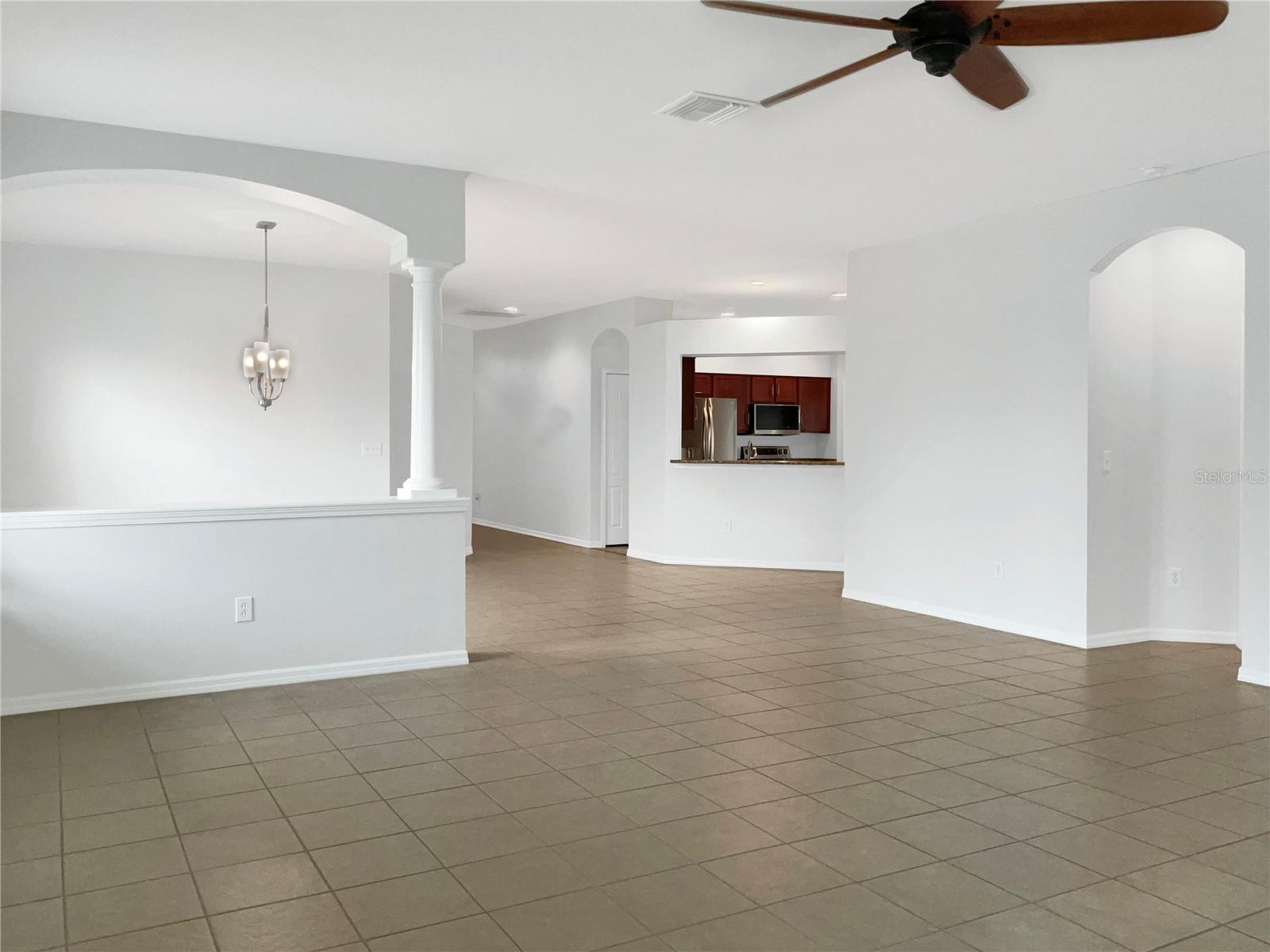 407 STONE BRIAR DR, RUSKIN, FL, 33570