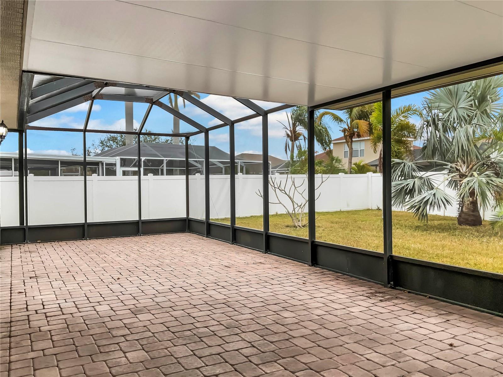 407 STONE BRIAR DR, RUSKIN, FL, 33570