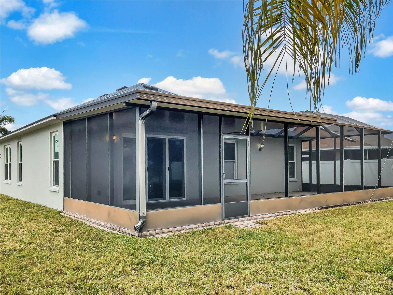 407 STONE BRIAR DR, RUSKIN, FL, 33570