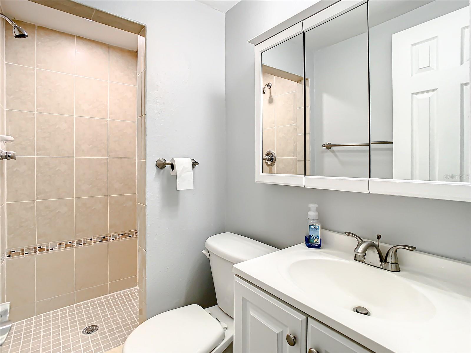 406 S CEDAR AVE #107, TAMPA, FL, 33606