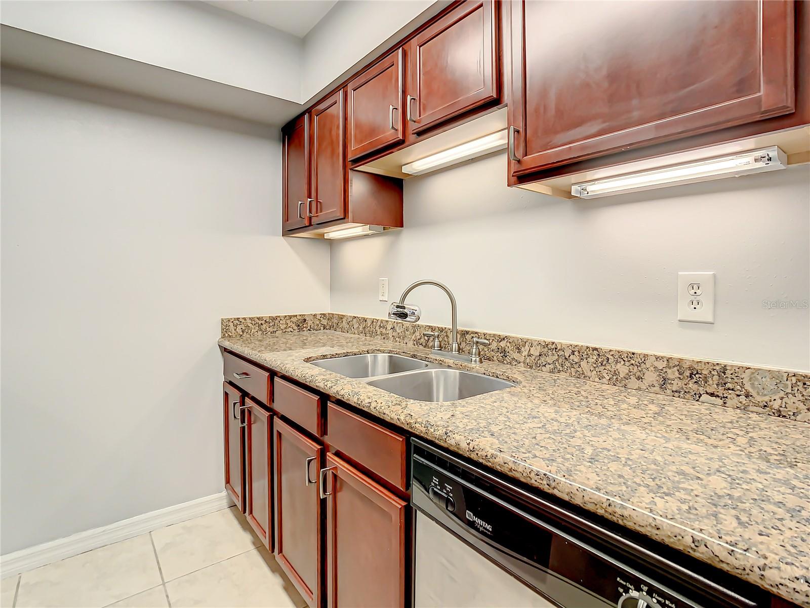 406 S CEDAR AVE #107, TAMPA, FL, 33606