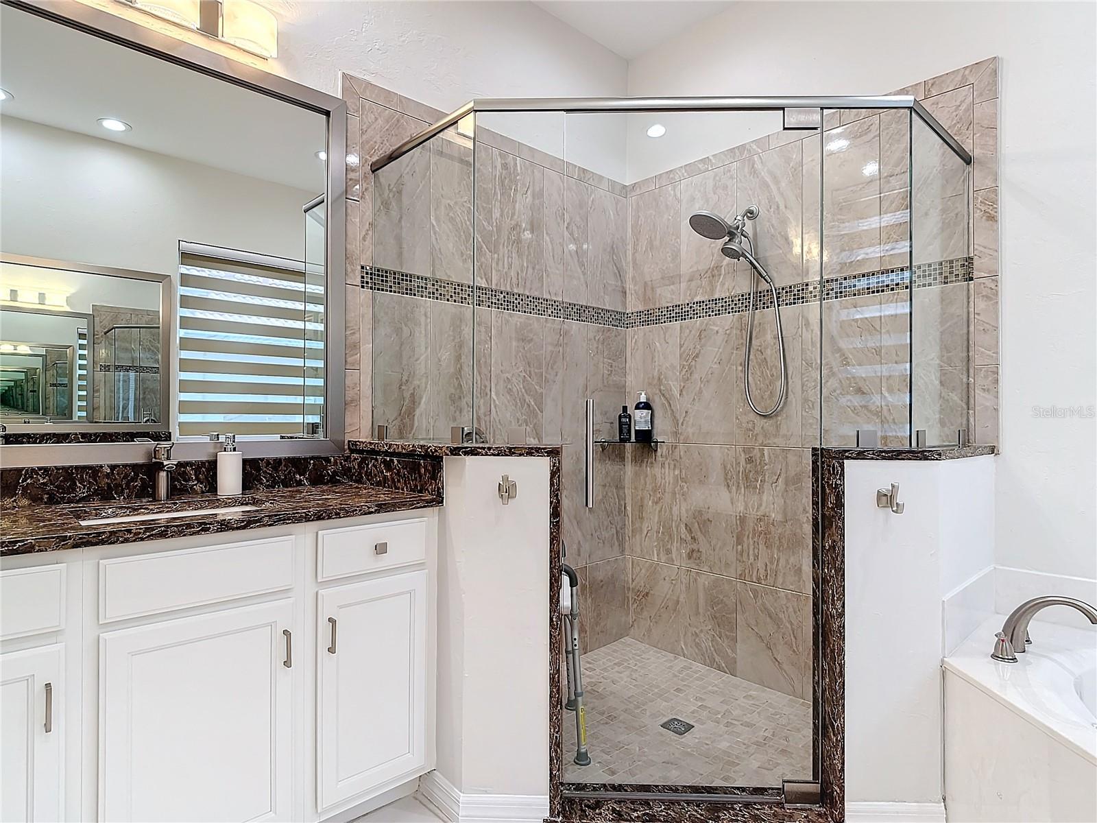 5062 FLAGSTONE DR, SARASOTA, FL, 34238