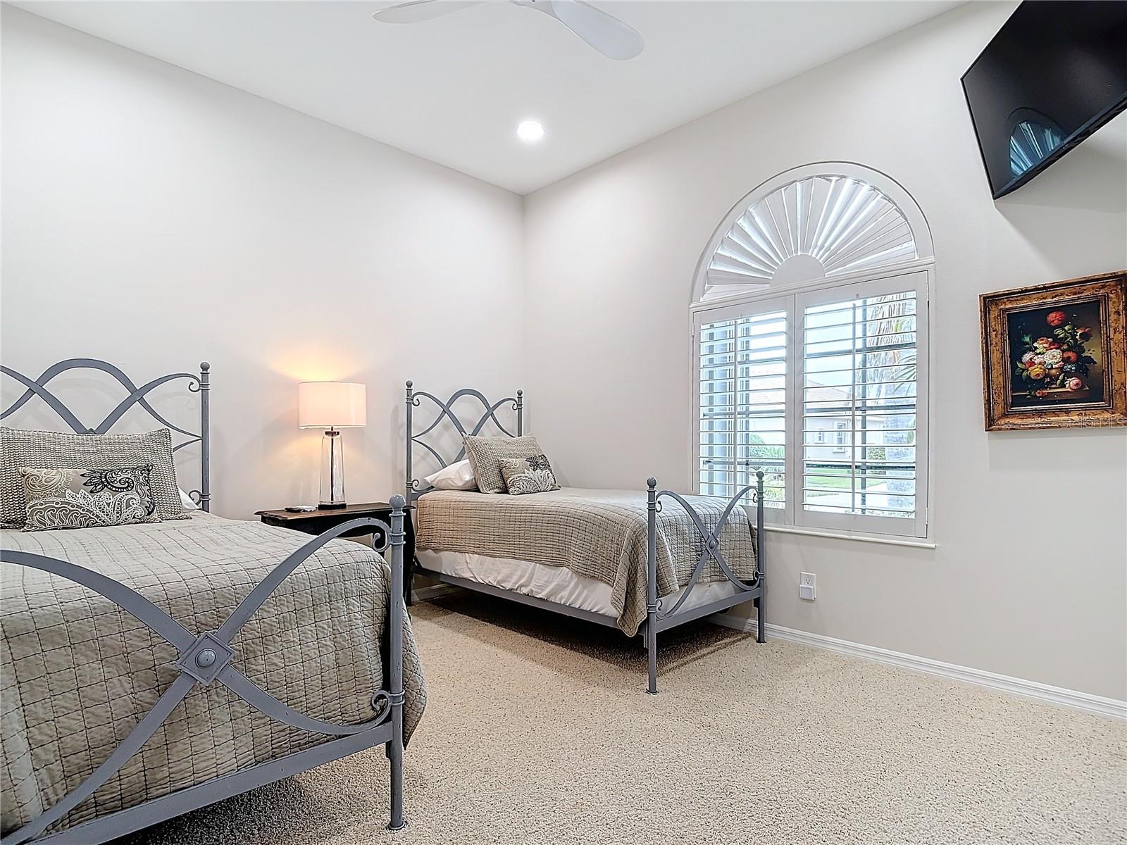 5062 FLAGSTONE DR, SARASOTA, FL, 34238